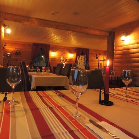 Auberge "La Fourchette Paysanne" Dochamps Exterior photo